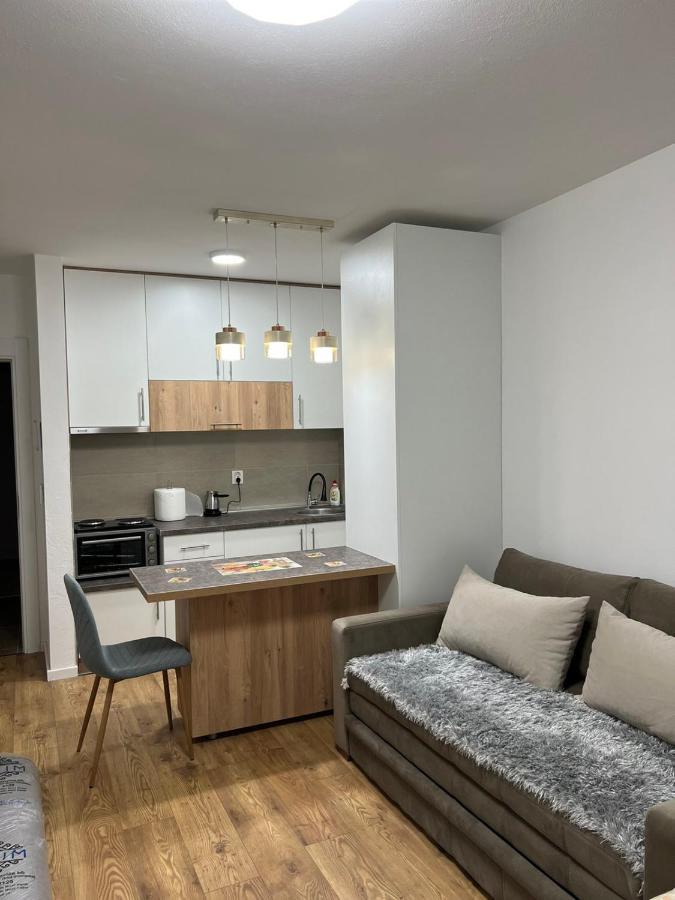 Apartmani Imperial Нови-Пазар Экстерьер фото